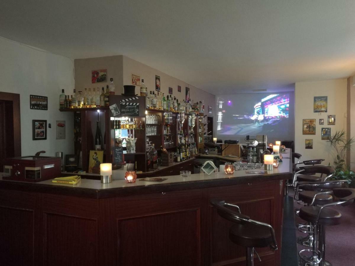 Hotel Kryom's 108